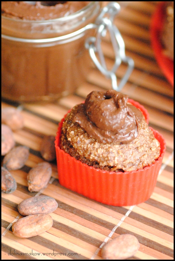 Dietetyczne muffinki z kremem kakaowym